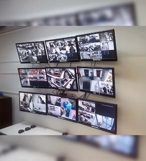 Insurance Headquarters — Humanitas